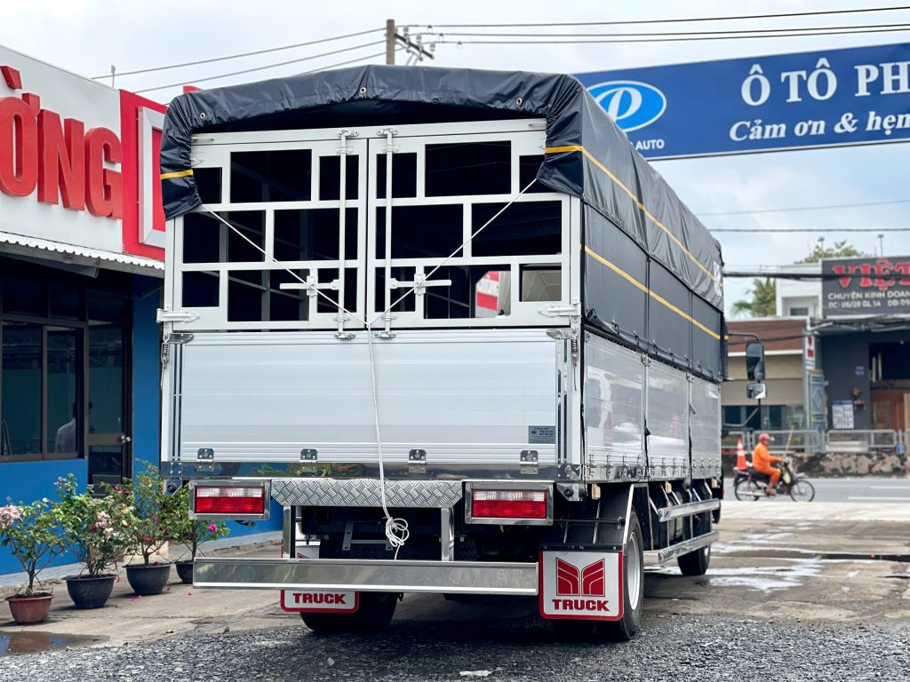 thung-hang-xe-faw-tiger-thung-bat