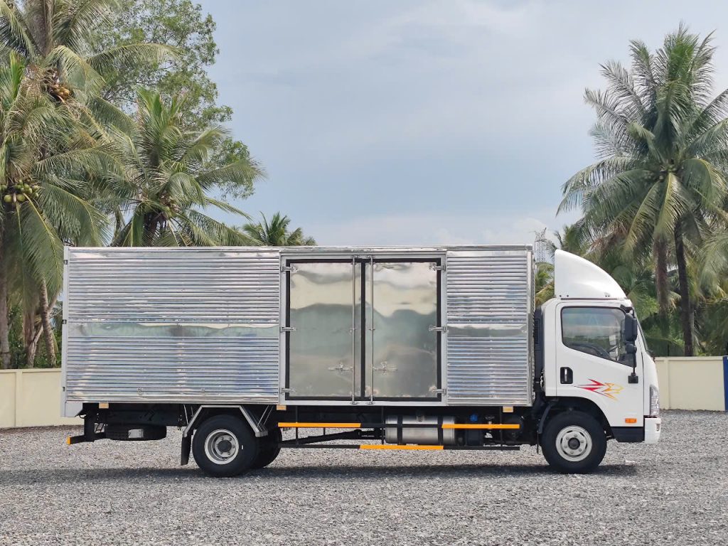 thung-xe-faw-tiger-thung-kin-inox