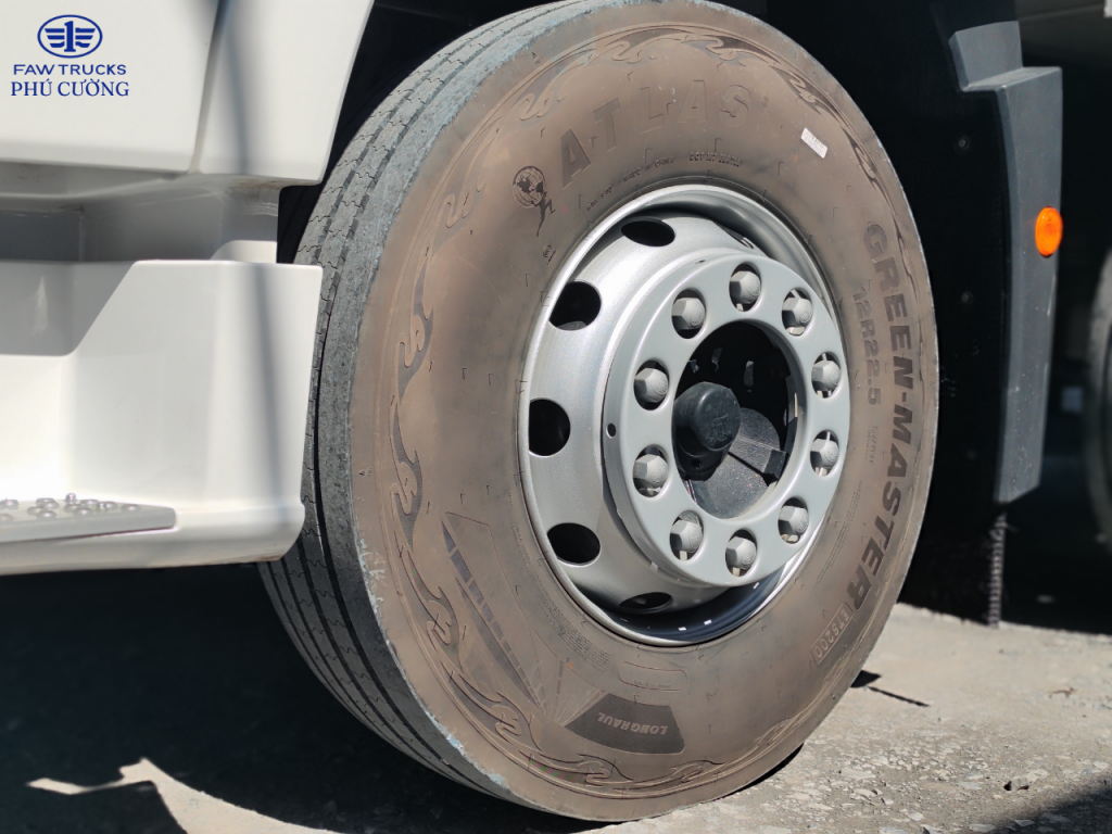 he-thong-phanh-xe-faw-jh6-4-chan